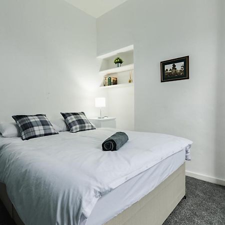 Апартаменты Peaceful House Near Pearson Park Кингстон-апон-Халл Экстерьер фото