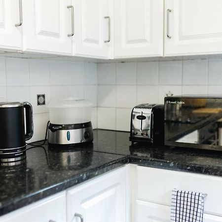 Апартаменты Peaceful House Near Pearson Park Кингстон-апон-Халл Экстерьер фото